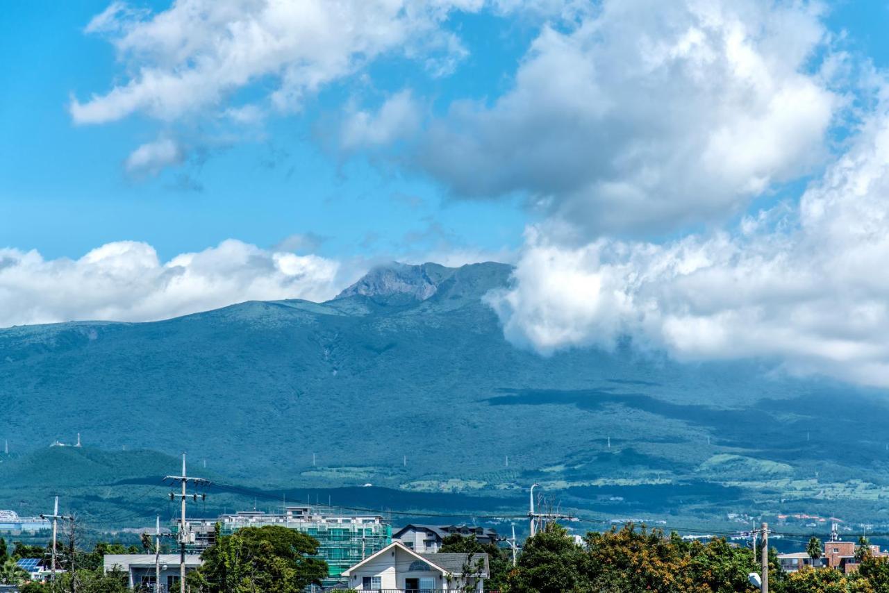 Jeju Aurum Согвіпо Екстер'єр фото