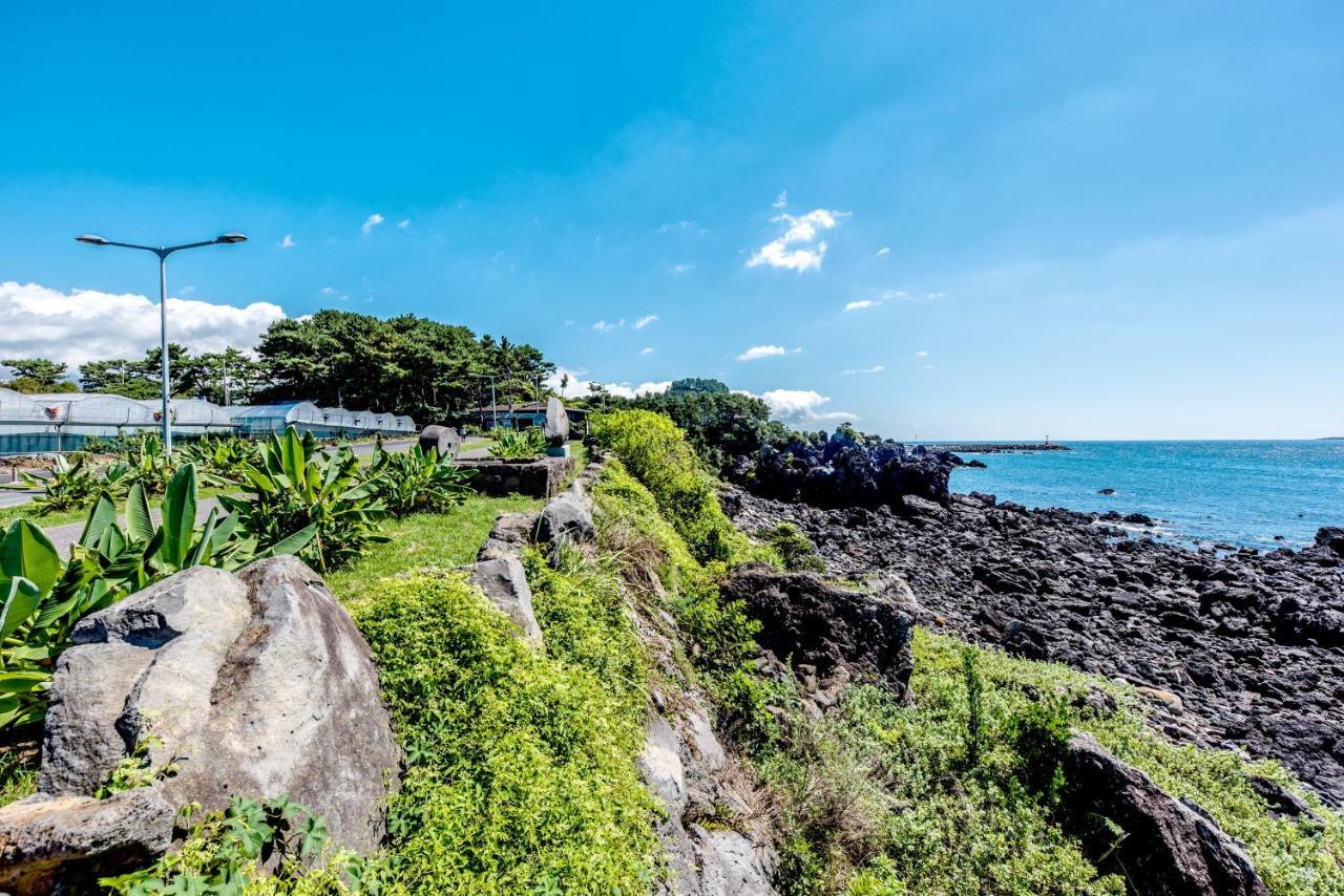 Jeju Aurum Согвіпо Екстер'єр фото